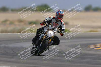 media/Sep-30-2023-SoCal Trackdays (Sat) [[636657bffb]]/Turn 15 (1120am)/